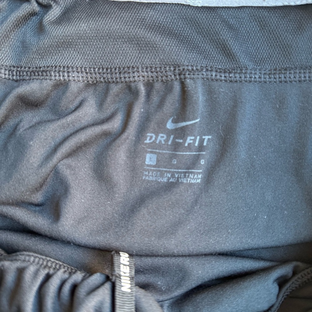 Nike Dri-FIT Running Shorts - Picture 2 of 5